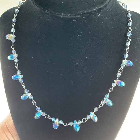 🌺Beautiful crystal antique finish necklace🌺 - Picture 7 of 8